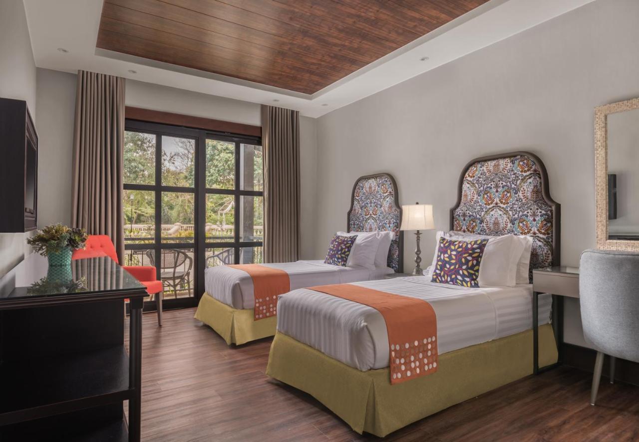 Hillcreek Gardens Tagaytay Hotel Luksuhin Bagian luar foto